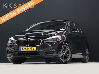 BMW 2-serie Tourer 218i High Executive M Sport [TREKHAAK, HARMAN/KARDON, CRUISE CONTROL, BLUETOOTH TELEFOON, HUD, ACHTERUITRIJCAMERA, PDC V+A, BMW LED, NIEUWSTAAT]