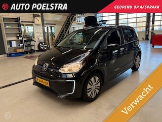 Volkswagen Up Style Camera Stoelverwarming Voorruitverwarming Cruise Control Clima DAB PDC 16"