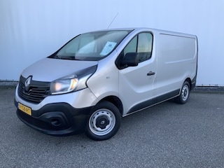 Renault Trafic 1.6 dCi T27 L1H1 Comfort Airco Cruise Navi Trekhaak 2000 kg 3 Zits Euro 6
