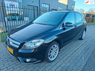 Mercedes-Benz B-klasse 200. 250 Prestige zeer mooi goed onderhouden