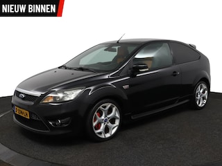 Ford Focus 2.5 ST 225PK Recardo