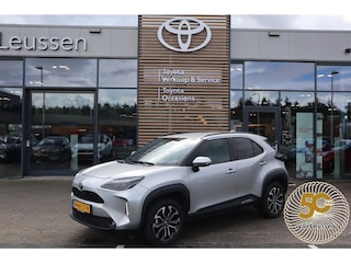 Toyota Yaris Cross 1.5 Hybrid 115 First Edition NL-AUTO 17'' LM-VELGEN NAVI CLIMA APPLE/ANDROID KEYLESS CAMERA AD-CRUISE BLUETOOTH