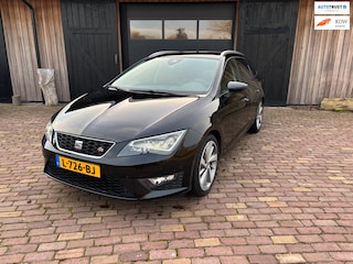 Seat Leon ST 1.8 TSI FR Connect, AUTOMAAT, TREKHAAK ,HALF LEER,MOOIE VELGEN.