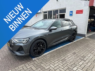 Audi e-Tron 50 quattro Launch edition Black Rijklaarprijs! Panodak!