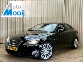 Lexus IS 250 Sport Org.NL! / Memory / Keyless / Afn. Trekhaak / Xenon / Stoelverwarming / Camera / Navigatie / Cruise / 18'' LMV