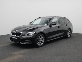BMW 3-serie Touring 330e eDrive Edition | Schuifdak | LED Koplampen | Lederen Bekleding | Elektrische Kofferklep |
