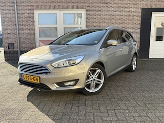 Ford Focus Wagon 1.5 Titanium 150PK Edition Navi Leder Lees tekst