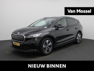 Skoda Enyaq iV 60 Sportline 58 kWh | Automaat | Navigatie | Climate Control | Cruise Control | Achteruitrijcamera | Keyless-Entry | Parkeersensoren | Stoel/Stuur verwarming | Sportstoelen | Lichtmetalen velgen |