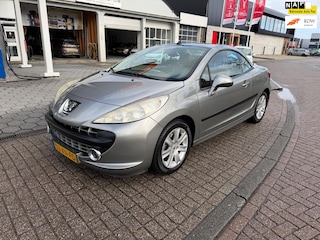 Peugeot 207 CC 1.6 VTi Première