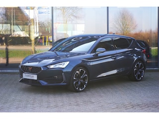 Cupra Leon 1.4 e-Hybrid VZ 245 PK Adrenaline PHEV, Stuur-Startknop, WInterpakket, Camera, Carplay, 19" LM