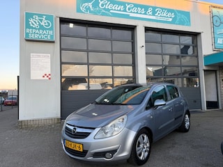 Opel Corsa 1.4-16V Enjoy