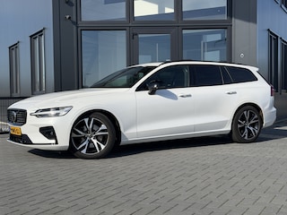 Volvo V60 Plus Dark Pano | H&K | Trekhaak | 360 graden | Dealer oh.