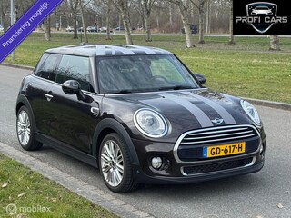Mini Cooper 1.5 Chili Business Navi Airco Sfeerverlichting