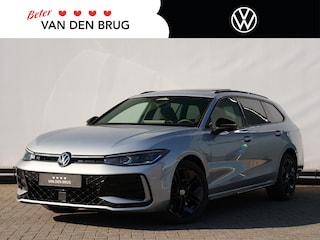 Volkswagen Passat Variant 1.5 eHybrid R-Line Edition 272PK DSG | Panoramadak | Led Matrix | Trekhaak | 360 Camera | Keyless | Stoel/ stuurverwarming