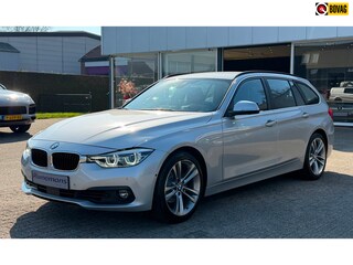 BMW 3-serie Touring 320i Centennial High Executive / INDIVIDUAL / HUD / LED / NL AUTO