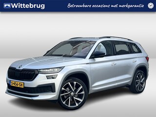 Skoda Kodiaq 1.5 TSI Sportline Business 7p. / Digitaal dashboard / Pano / Zwenkbare trekhaak / Navigatie / App connect / Camera / Memory seat /