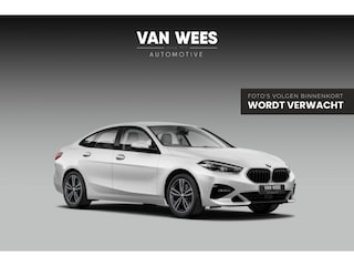 BMW 220i Business Edition Sport Line | 1e eigenaar | NL auto | BTW auto | Sportstuur | Adaptive LED | Sportstoelen | DAB | Navigatie | PDC | Cruise control
