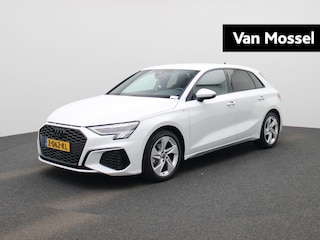 Audi A3 Sportback 35 TFSI S edition 150 PK | S-Line | Automaat | Navigatie | Trekhaak | Adaptive Cruise Control | Apple Carplay | Android Auto | Virtual Cockpit | Climate Control | Optiekpakket Zwart Plus |