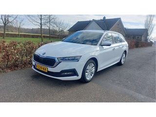 Skoda Octavia Combi 1.0 e-TSI Business Edition CLIMA/NAVI/AUTOMAAT BJ 2021