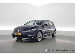 Volkswagen Golf | Navi | Apple CarPlay | Adapt. Cruise | PDC | Clima | 18'' | Verwarmde voorruit |