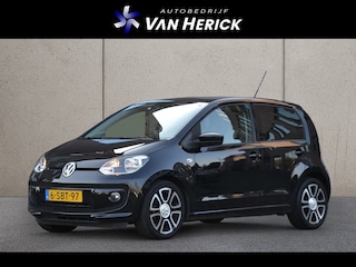 Volkswagen Up 1.0 high up! BlueMotion | Cruise | Navi | Parkeersensoren