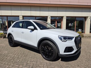Audi Q3 45 TFSI e edition