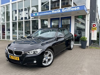 BMW 318i Executive Msport I Navigatie I Climate I Xenon I Dealer ond. I NL auto