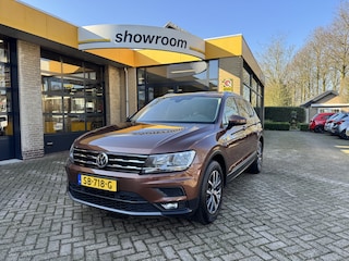 Volkswagen Tiguan 1.4 TSI Comfortline Climate Control Navi Carplay PanoSchuifdak