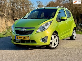 Chevrolet Spark 1.0 16V LE Streetwise slechts 73.312 km 15" Velgen Airco BT/AUX Centrale Vergrendeling Dealer onderhouden!