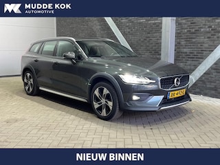 Volvo V60 D4 AWD Intro Edition | Panoramadak | Head-Up | ACC | 360° Camera | Stoel+Stuurverwarming | Trekhaak