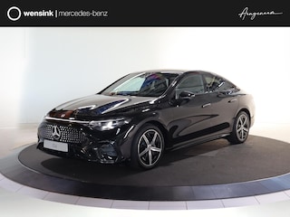 Mercedes-Benz CLA 200 Business Solution AMG 58 kWh | Panoramadak | Premium Pakket | Superscreen | Trekhaak | Head-Up | Matrix Led |