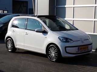 Volkswagen Up 1.0 high up! BlueMotion|Pano|Leder|Navi|BT