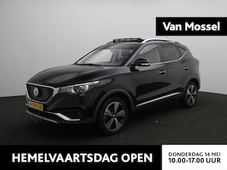 MG ZS Luxury | Panoramadak | Leder | Stoelverwarming | Carplay | Camera |