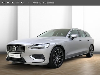Volvo V60 T6 AWD Essential Bright | Trekhaak | Dodehoekdetectie |