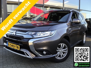 Mitsubishi Outlander 2.4 PHEV Pure | AUTOMAAT | 240 PK | 4WD | TREKHAAK | 1E EIGENAAR | DEALER ONDERHOUDEN |