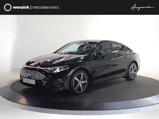 Mercedes-Benz CLA 200 Business Solution AMG 58 kWh | Panoramadak | Premium Pakket | Superscreen | Trekhaak | Head-Up | Burmester |