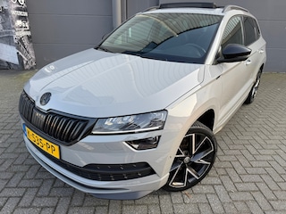 Skoda Karoq 1.5 TSI ACT Sportline Business*panoramadak*DIGITAL COCKPIT*STOEL VERWARMING*CRUISE*NAVI*CAMERA