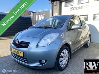 Toyota Yaris 1.3 VVTi Cool*trekhaak*airco*