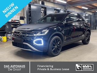 Volkswagen T-Roc 1.5TSI 150pk DSG Black Style | ACC | Camera | Afnb Trekhaak