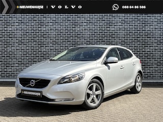 Volvo V40 1.6 T3 Kinetic | Navigatie | High Performance Audio | Achteruitrijcamera | Parkeersensoren | Trekhaak | Stoelverwarming | Cruise Control