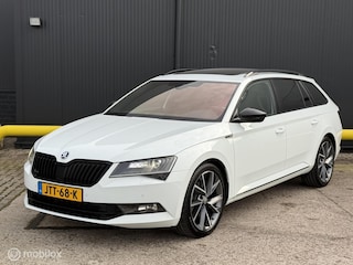 Skoda Superb Combi 2.0 TDI Sportline | PANO | Automaat | Trekhaak