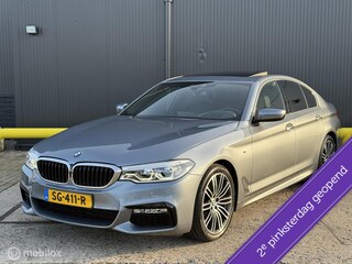 BMW 520i High Executive | M-Pakket | Pano | Bomvol