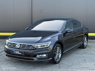 Volkswagen Passat 1.4 TSI ACT R-Line | AUTOMAAT | BOMVOL |