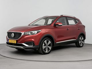 MG ZS Luxury 45 kWh MG ZS EV Luxury 45 kWh | Navi | Leder | Panoramadak | Camera | Adaptive Cruise Control |