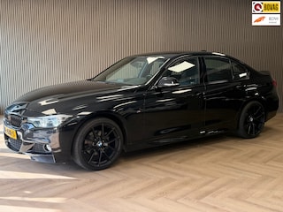 BMW 318i M Sport Edition AUT. LEDER NAVIGATIE PDC STOELVERWARMING CRUISE KEYLESS-GO