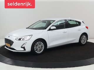 Ford Focus 1.0 EcoBoost Titanium | Automaat | Carplay | Navigatie | Keyless | Climate control | Parkeerhulp | Cruise control | Bluetooth