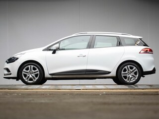 Renault Clio Estate 0.9 TCe Limited Sport (NAVI,CRUISE,BLUETOOTH,LED,ELEKTRISCH PAKKET,KEYLESS,SPORTSTOELEN,NETTE STAAT)