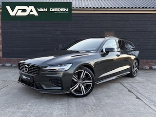 Volvo V60 2.0 T8 Recharge AWD R-Design - Pano l Mem. l HUD l Trekhaak l H/K