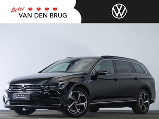 Volkswagen Passat Variant GTE Highline 1.4 TSI 218 PK PHEV | LED Matrix IQ | Leder | Achteruitrijcamera | Navigatie PRO | Side Assist |