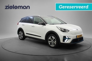 Kia Niro E-Niro DynamicLine 64 kWh - Carplay, Camera, Stuur/Stoelverw. SOH 90%